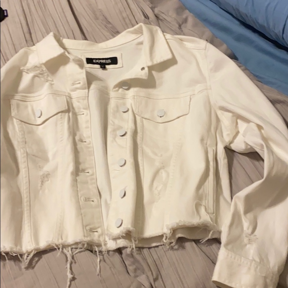 Express White Raw Edge Jean Jacket NWOT XL